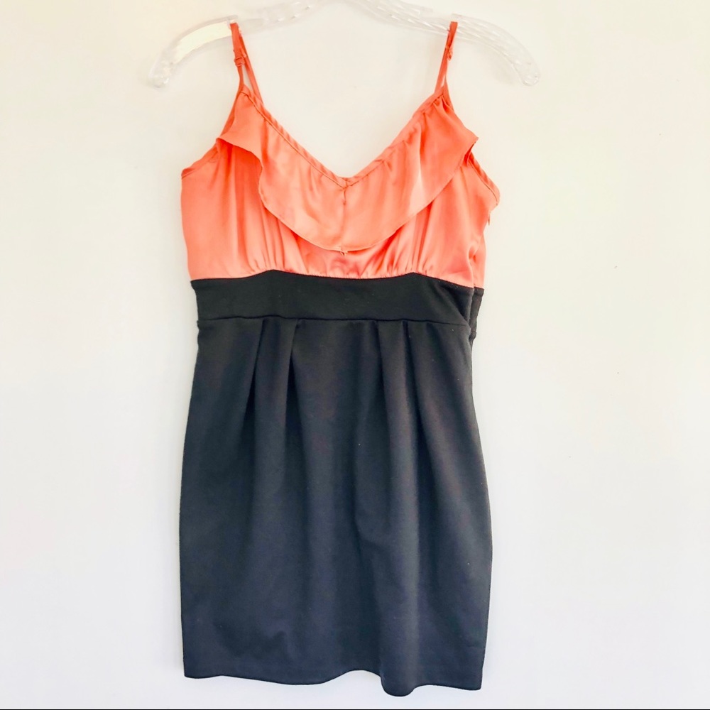 F21 Black & Peach Mini Dress Size Medium